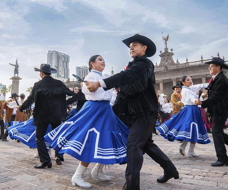 Traer&aacute; 34 Mitote Folkl&oacute;rico color y tradici&oacute;n
